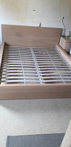 Bedframe met lattenbodems Malm 160x200 laag model, Huis en Inrichting, Slaapkamer | Bedden, Ophalen, Gebruikt, Bruin, Tweepersoons