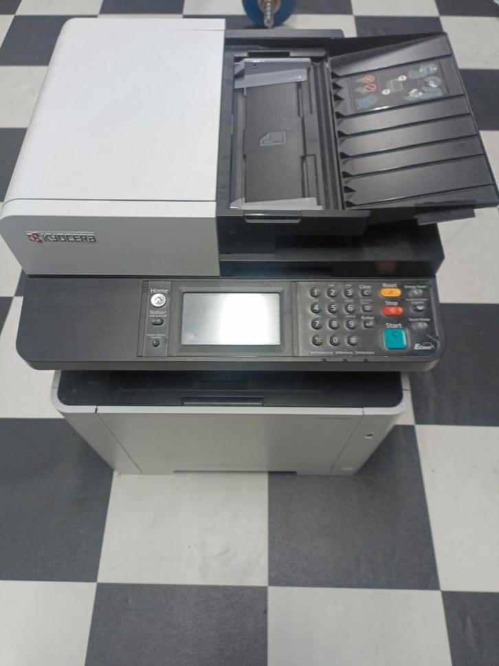 Kyocera kleuren lazer printer, Computers en Software, Printers, Printer, Scannen, Draadloos, Ophalen