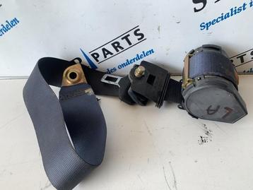 Veiligheidsgordel links-achter van een Mercedes E-Klasse beschikbaar voor biedingen