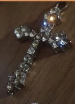 Oude Super KruisHanger., Handtassen en Accessoires, Kettinghangers, Ophalen of Verzenden