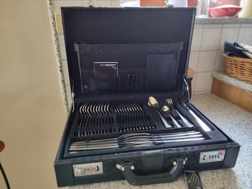 MASTERLINE complete bestekset (Zwitserland) NIEUW, Huis en Inrichting, Keuken | Bestek, Nieuw, Bestekset, Inox of Chroom, Vaatwasserbestendig