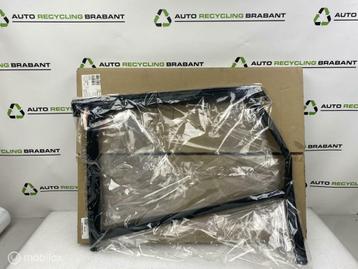 Raamrubber Rechts Achter Porsche Macan NIEUW 95B839432D beschikbaar voor biedingen