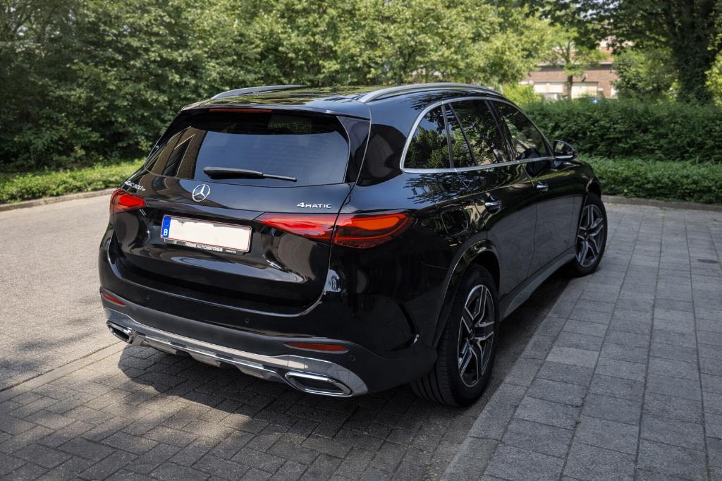 Mercedes-Benz GLC 300 e 4Matic 9G-Tronic AMG, Auto's, Automaat, Euro 6, USB, Zwart