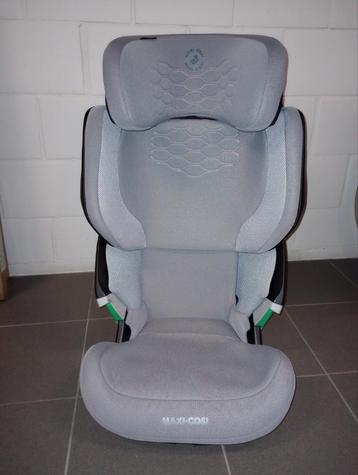 Maxi Cosi i-size autostoel  beschikbaar voor biedingen