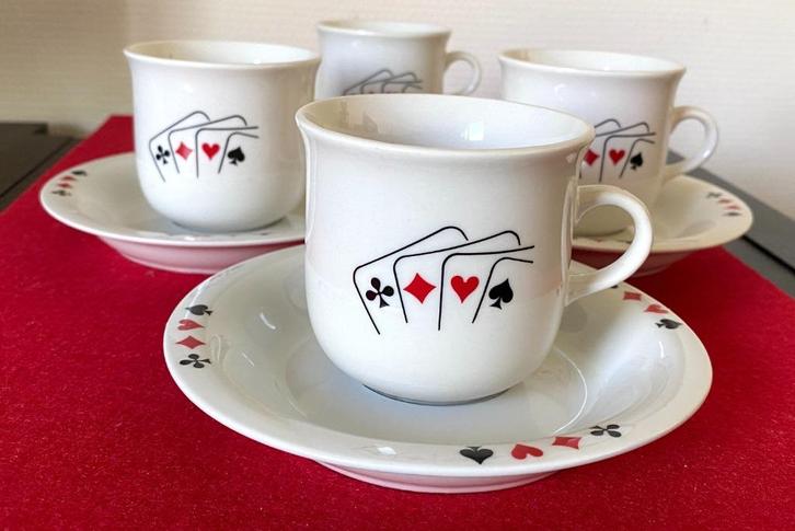 Vintage koffieset - kaartthema, Huis en Inrichting, Keuken | Servies, Zo goed als nieuw, Kop(pen) en/of Schotel(s), Overige stijlen