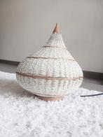 Handgemaakte schelpenlamp in tajinevorm – boho design, Ophalen of Verzenden, Zo goed als nieuw