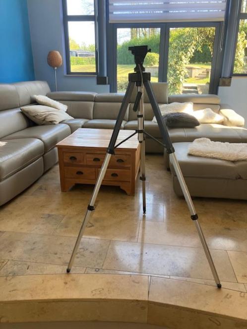 driepoot, Audio, Tv en Foto, Fotografie | Statieven en Balhoofden, Gebruikt, Driepoot, Minder dan 150 cm, Met balhoofd, Ophalen