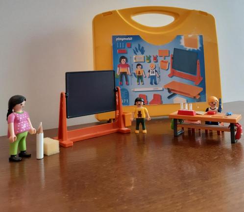Playmobil - 5971 - Valisette maîtresse et élèves, Kinderen en Baby's, Speelgoed | Playmobil, Gebruikt, Complete set, Ophalen