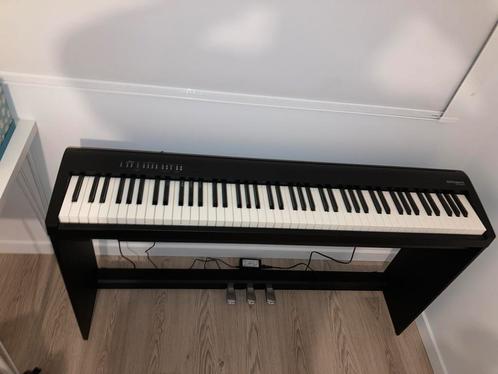 Elektrische piano Roland FP-30X - Topstaat, Muziek en Instrumenten, Piano's, Zo goed als nieuw, Piano, Zwart, Digitaal, Ophalen