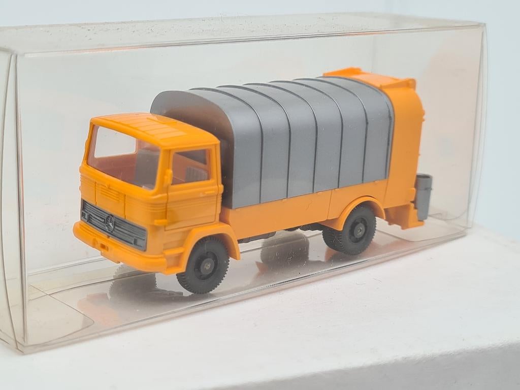 vuilniswagen Mercedes - Wiking 1/87, Hobby en Vrije tijd, Modelauto's | 1:87, Zo goed als nieuw, Bus of Vrachtwagen, Wiking, Verzenden