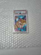 dark magician girl dungeon dice monsters pink scr PSA 8, Ophalen of Verzenden, Nieuw, Losse kaart, Foil
