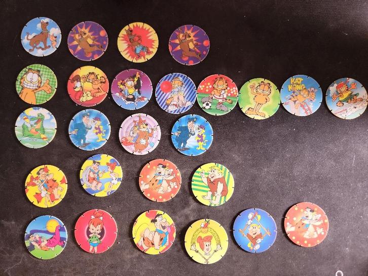 Lot 27 Croky Caps Vintage 1995 - Garfield, Pierrafeu, Scooby, Verzamelen, Flippo's, Losse flippo's, Ophalen