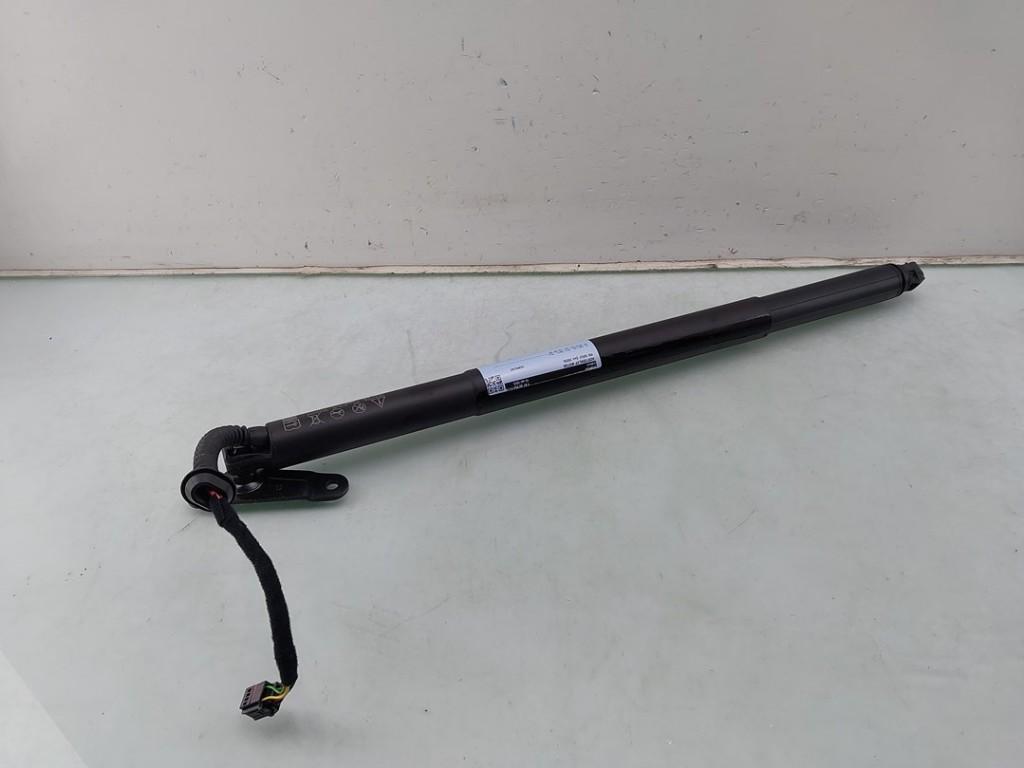 MOTEUR DE HAYON Golf VIII Variant (GC5) (|5H9827851C|), Utilisé, Volkswagen, Haillon arrière