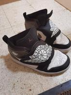 Sky Jordan maat 35, Ophalen, Zo goed als nieuw