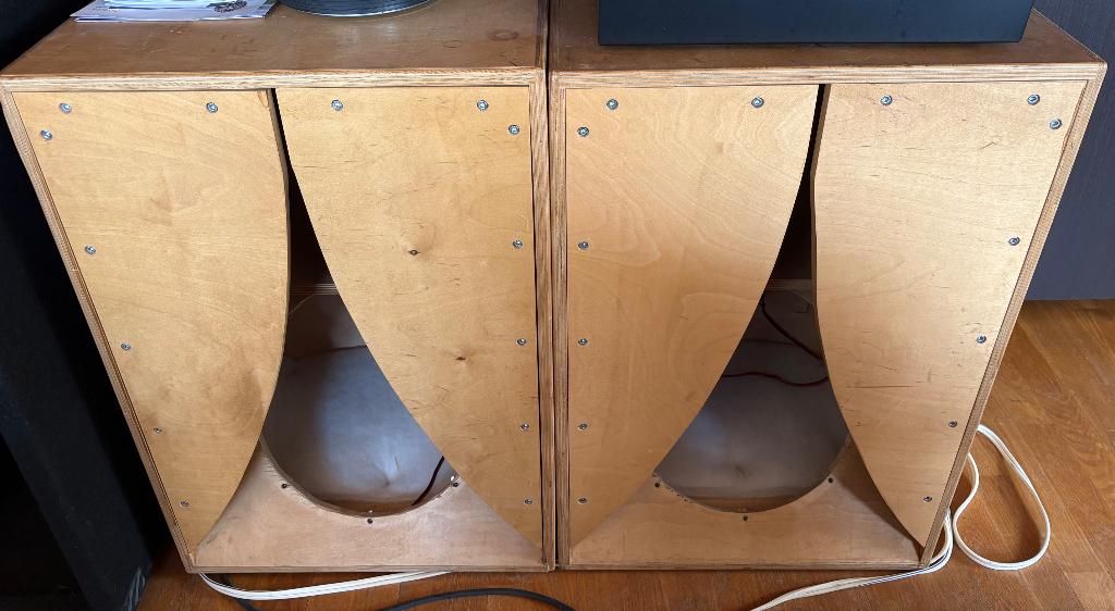 Lege Karlsson luidspreker kasten, Audio, Tv en Foto, Luidsprekerboxen, Ophalen, Gebruikt, Overige typen