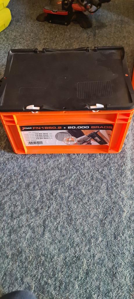 Paslode Brads voor brad schieter, Doe-het-zelf en Bouw, Gereedschap | Overige machines, Ophalen