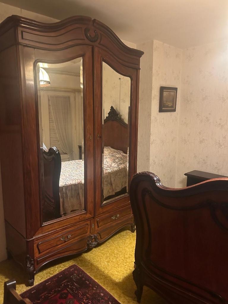 Biedermeyer, Enlèvement