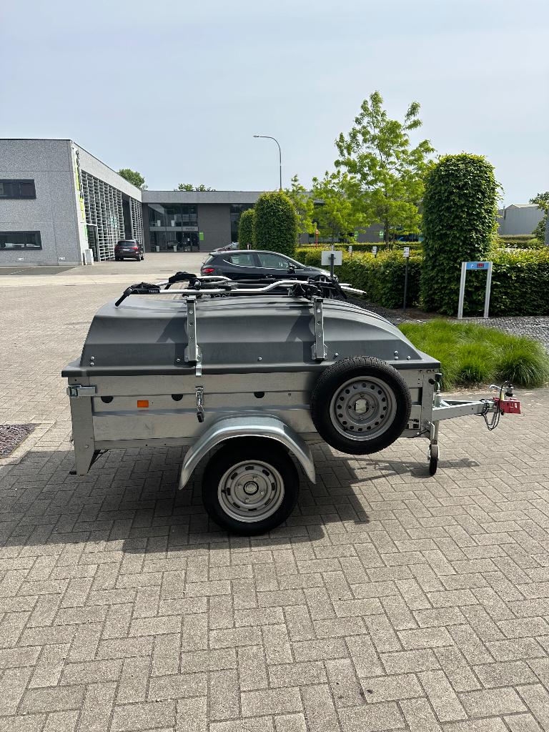 BAGAGEWAGEN met 2 fietsendragers te huur, Auto diversen, Aanhangers en Bagagewagens, Zo goed als nieuw, Ophalen
