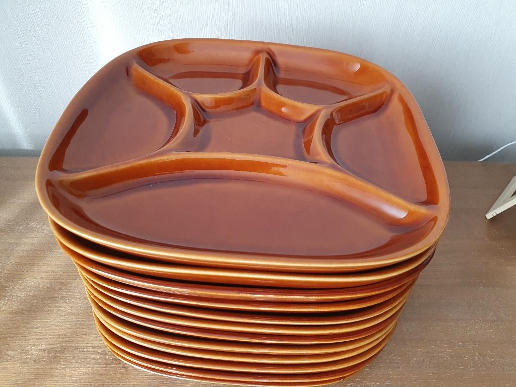 Fondueborden Boch Vintage, Maison & Meubles, Cuisine | Vaisselle, Neuf, Assiettes(s), Poterie, Enlèvement