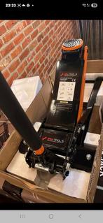 Krik 3 Ton , lage wielen , efhoogte 50 cm , dubbele pistons, Enlèvement