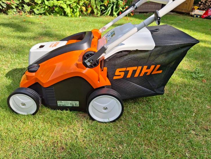Verticuteermachine STIHL, Tuin en Terras, Verticuteermachines, Nieuw, Accu, Ophalen