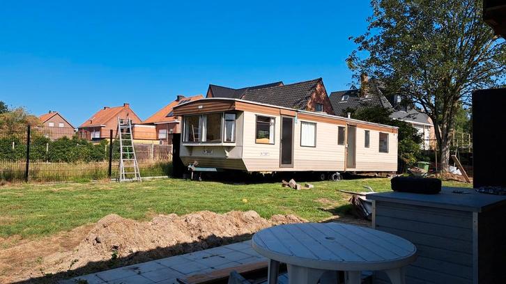 Stacaravan, ideaal voor tijdens bouw- of verbouwproject, Caravans en Kamperen, Caravans, Particulier, Koelkast, Ophalen