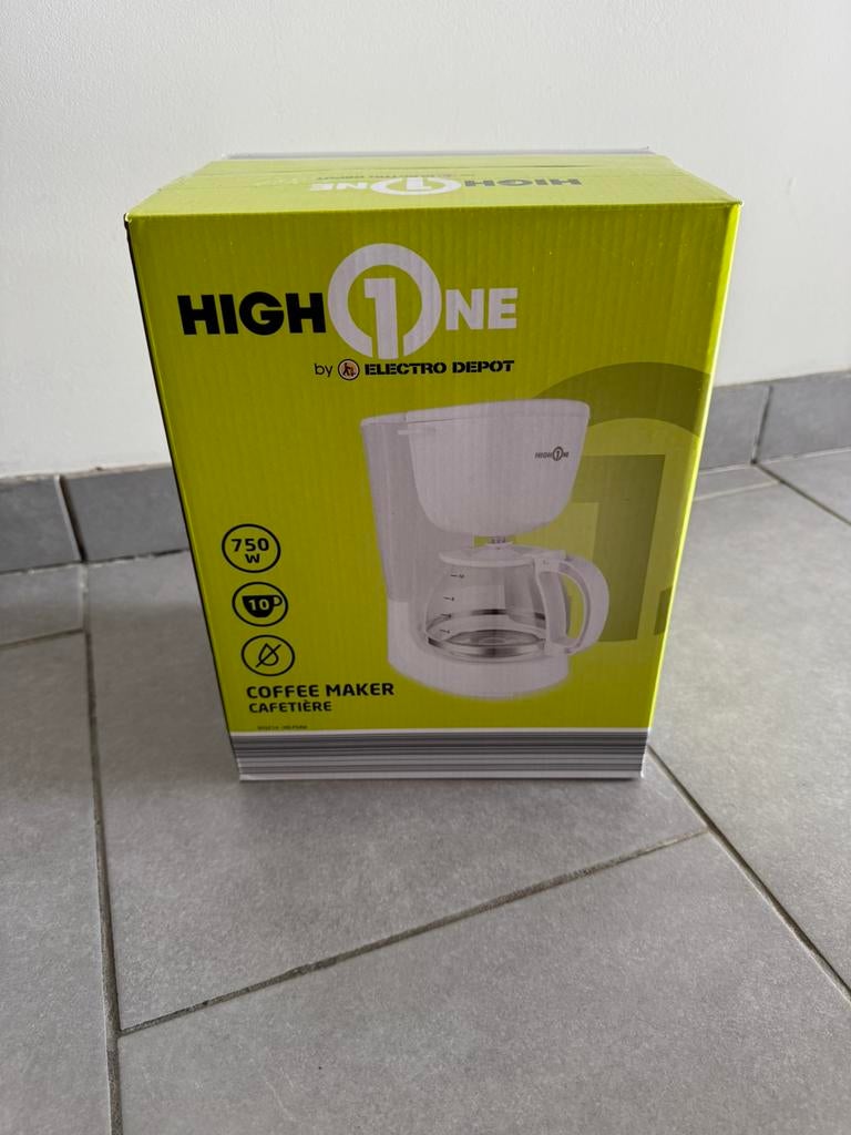 Cafetière encore emballée, 4 à 10 tasses, Enlèvement, Neuf, Cafetière