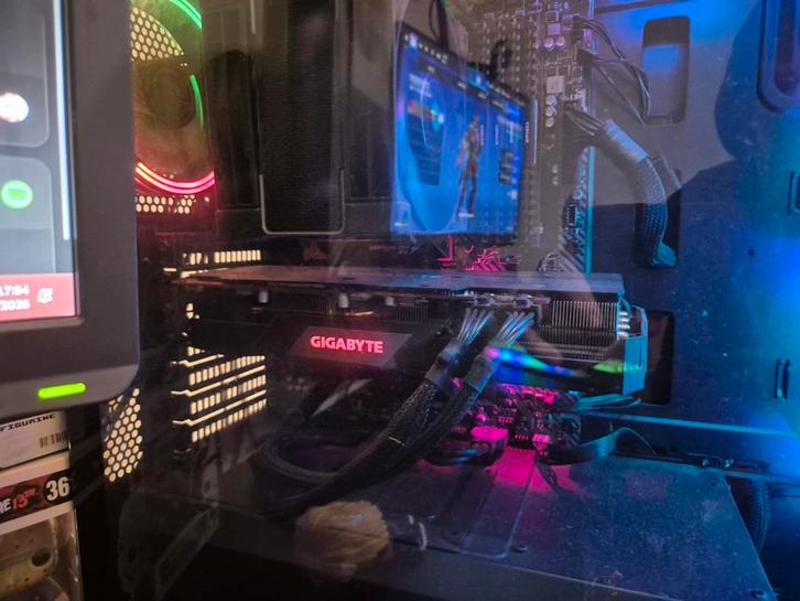 RX5700 XT 8gb Carte graphique en bonne état., Informatique & Logiciels, Cartes vidéo, Enlèvement