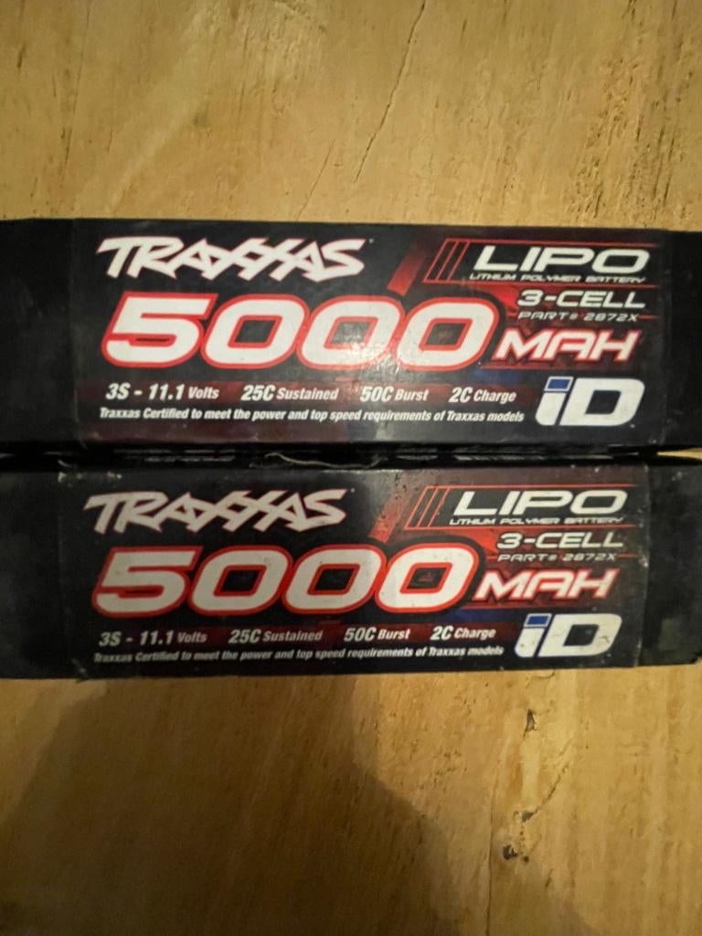 Traxxas lader en batterijen, Ophalen of Verzenden, Zo goed als nieuw