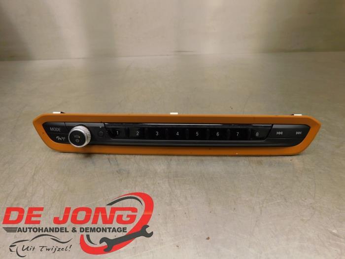 Radiobedienings paneel van een BMW 3-Serie, Gebruikt, -, -, Ophalen of Verzenden