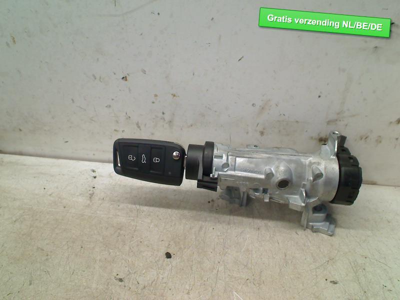 CONTACTSLOT + SLEUTEL Golf 7 Polo V (6R) (1K0905851), Gebruikt, De Bloemendaal 21 21
5221 EB  'S HERTOGENBOSCH, NL, Info@123Parts.nl