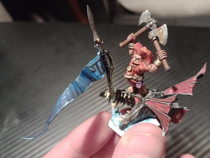 Figurine Warhammer Fantasy Dwarf Slayer plastique OOP 1999, Hobby & Loisirs créatifs, Wargaming, Utilisé, Warhammer, Peint, Enlèvement ou Envoi