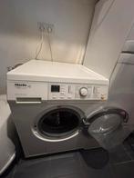 Machine à laver Miele blanche, 1200 à 1600 tours, Classe énergétique A ou plus économe, 85 à 90 cm, 4 à 6 kg