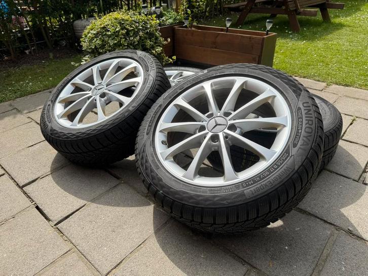 Jantes origine Mercedes A, B, CLA avec pneus 205/55/16, Auto-onderdelen, Banden en Velgen, Band(en), 17 inch, Ophalen