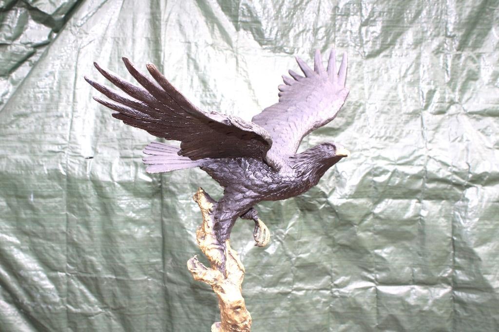 grote bronzen adelaar op gesigneerde sokkel, MOIGNIEZ., Ophalen, Brons