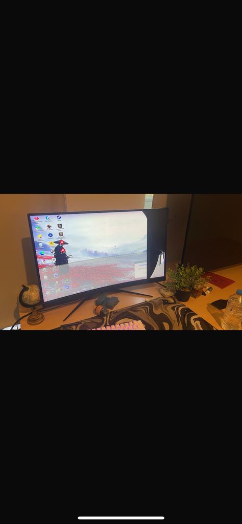 MSI gaming monitor – werkt nog deels –ideaal voor onderdelen, Ophalen, Gebruikt