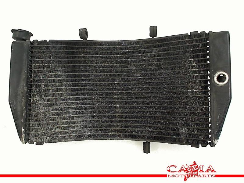 RADIATEUR CBR 929 RR Fireblade 2000-2001 (CBR900RR SC44), Dhr. S. di Majo, Gebruikt, Info@cama-motorparts.nl, P.J. Troelstraweg 8 8
3144 CX  MAASSLUIS, NL