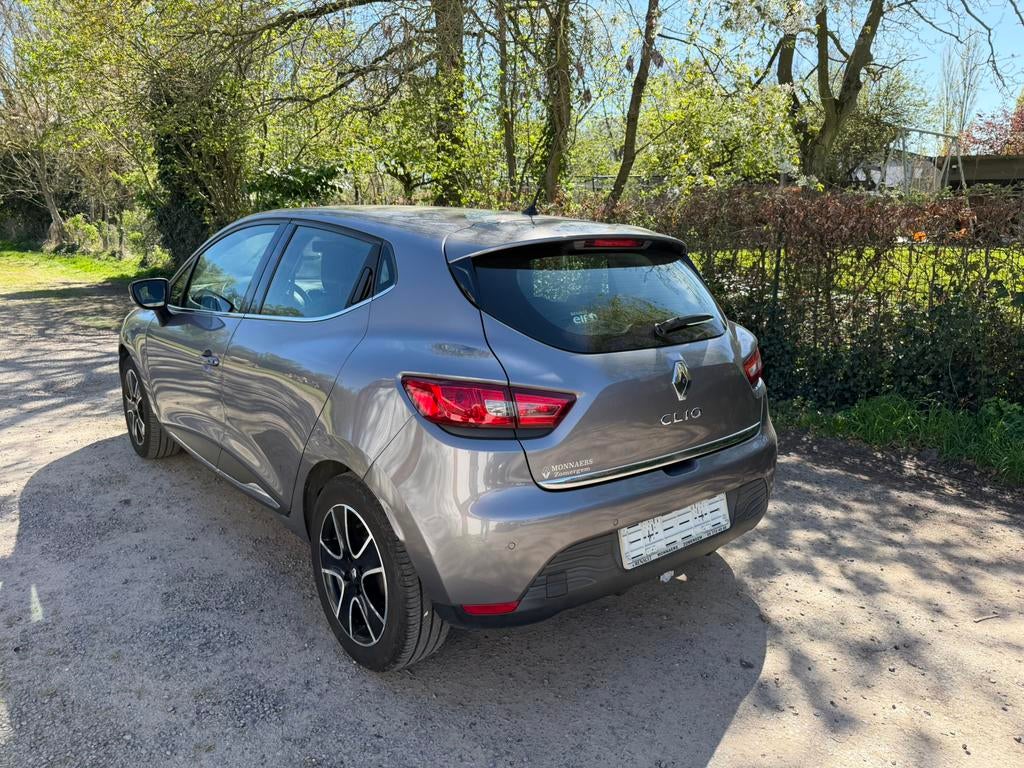 Renault Clio 1.2 benzine 55 Kw,Bj 2014,Euro 5,Airco,5 deurs, Auto's, Voorwielaandrijving, Euro 5, Stof, 127 g/km