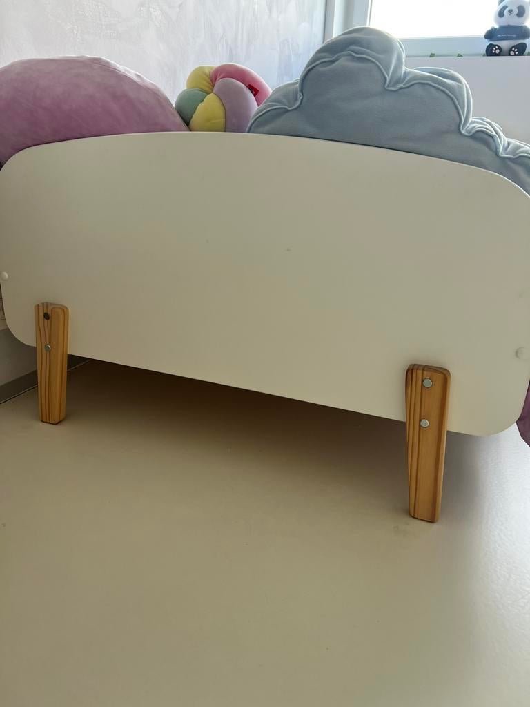 Kinder 1-persoonsbed met lattenbodem en matras, Enlèvement, Comme neuf, Sommier à lattes