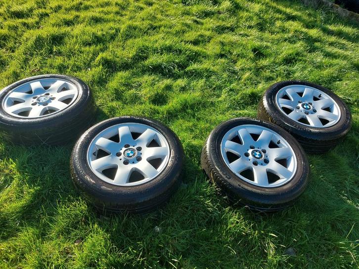 4 pneus été Continental sur jantes en alu BMW + 1 pneu été, Auto-onderdelen, Banden en Velgen, Band(en), Zomerbanden