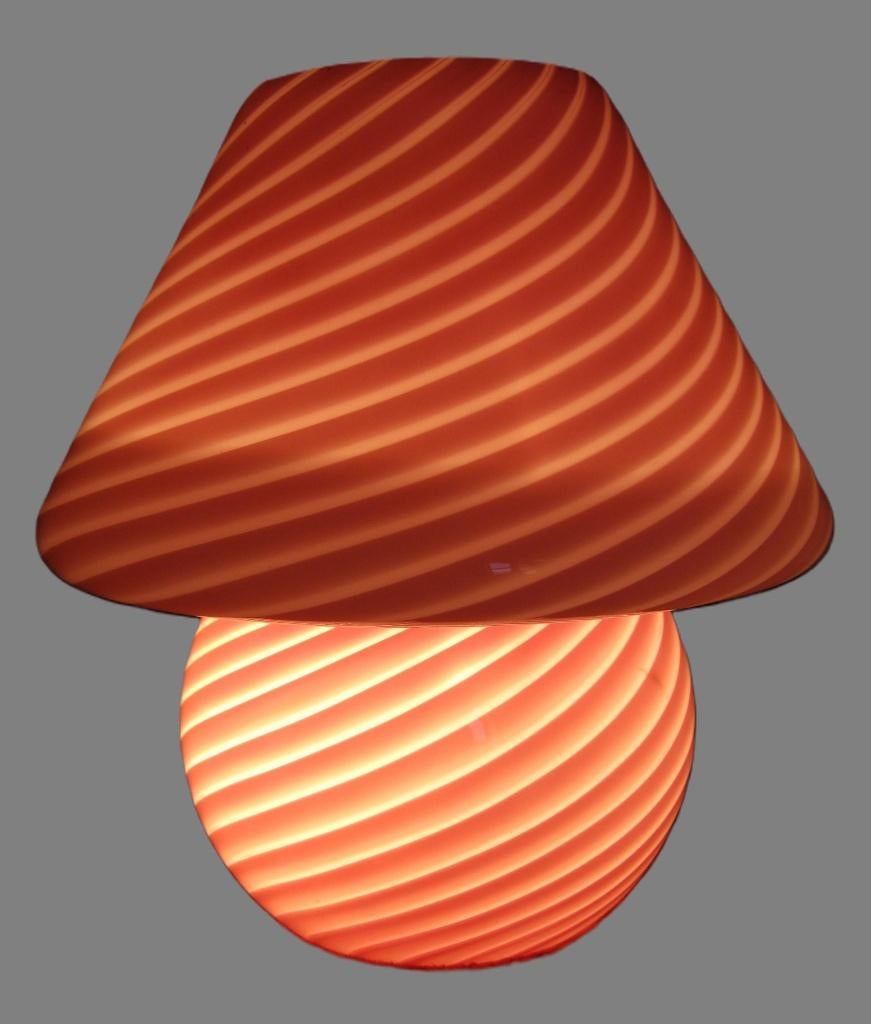 Magnifieke rose Murano paddestoellamp glaslamp., Enlèvement