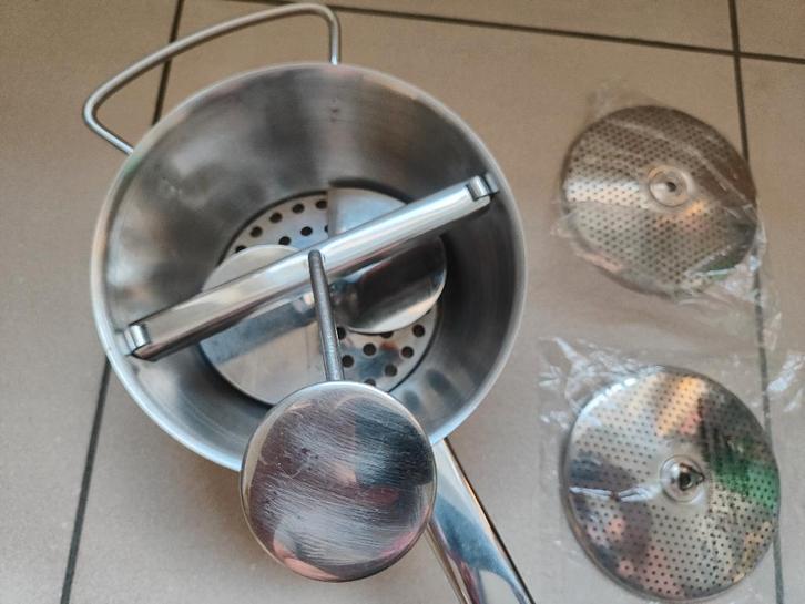 Passeerzeef, Huis en Inrichting, Keuken | Keukenbenodigdheden, Zo goed als nieuw, Ophalen of Verzenden