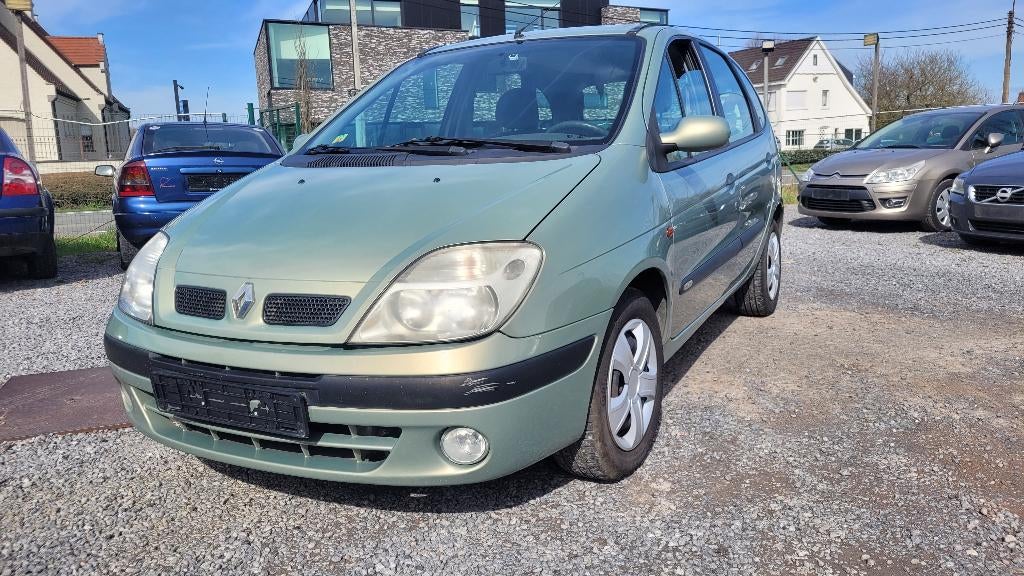 renault scenic 1.4i AL BLANCO GEKEURD euro 4 2003, Auto's, Voorwielaandrijving, 4 cilinders, Bedrijf, Euro 4