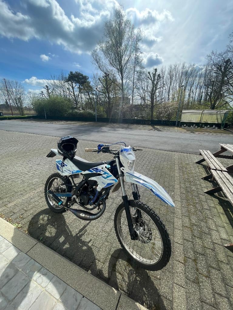 Beta RR50 enduro, Fietsen en Brommers, Brommers | Crossbrommers, Zo goed als nieuw, Overige merken, Ophalen