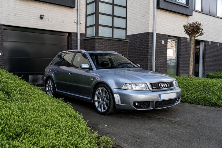 Audi rs4 b5, Autos, Audi, Particulier, RS4, 4x4, ABS, Airbags, Air conditionné, Alarme, Ordinateur de bord, Verrouillage central