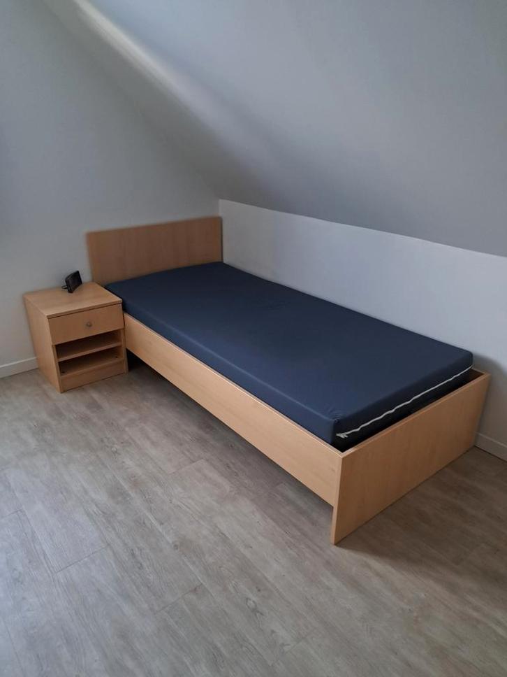 Lit 1 personne complet et en parfait état, Maison & Meubles, Chambre à coucher | Chambres à coucher complètes, Enlèvement