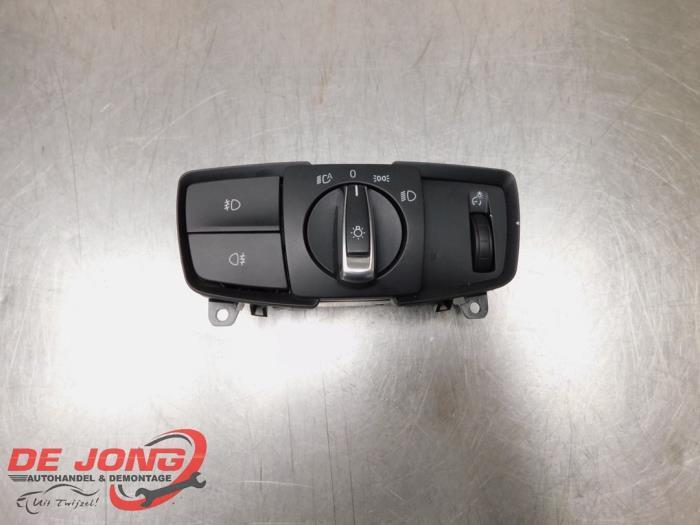 Licht Schakelaar van een BMW 1-Serie, Auto-onderdelen, Dashboard en Schakelaars, BMW, Gebruikt, 3 maanden garantie, Ophalen of Verzenden