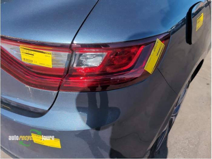 Feu arrière droit d'un Renault Megane, Autos : Pièces & Accessoires, Éclairage, Renault, Utilisé, 3 mois de garantie