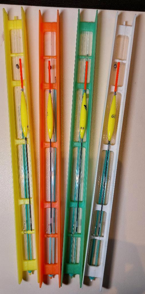 Ensemble de 4 lignes de pêche faites maison 64, Sports nautiques & Bateaux, Pêche à la ligne | Général, Neuf, Ligne fixe, Enlèvement ou Envoi