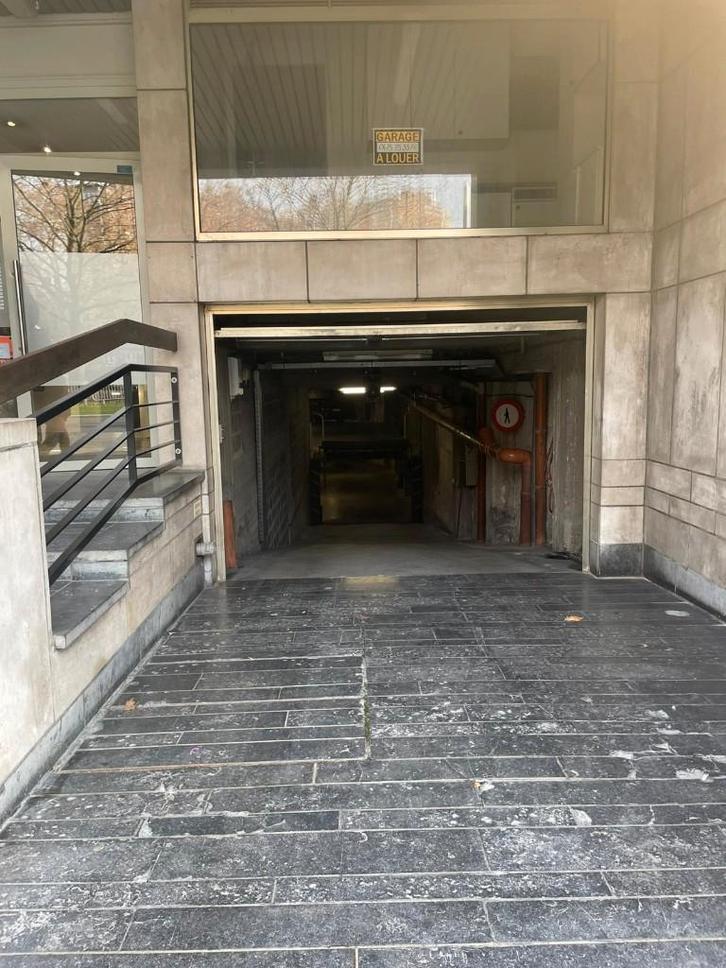 À VENDRE EMPLACEMENT DE PARKING, Immo, Maisons à vendre, Province de Liège